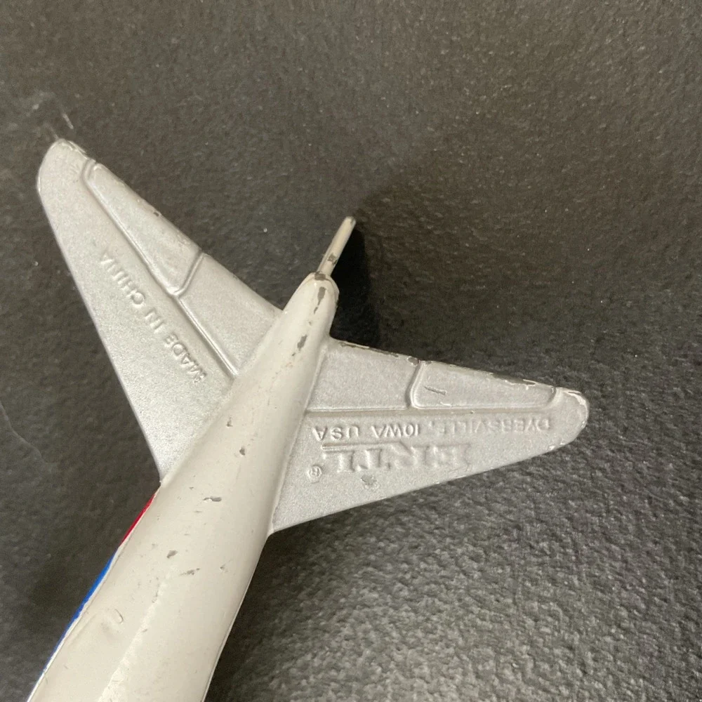 Ertl United Airlines Boeing 747 Diecast Airplane Saul Bass Livery Toy Vintage